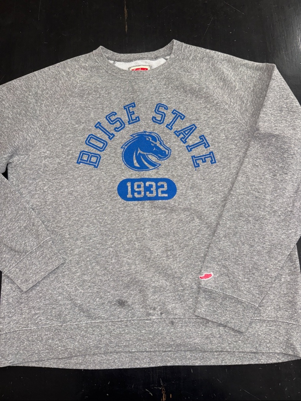 boise state LEAGUE gray sweatshirt. size large. fair used condition.